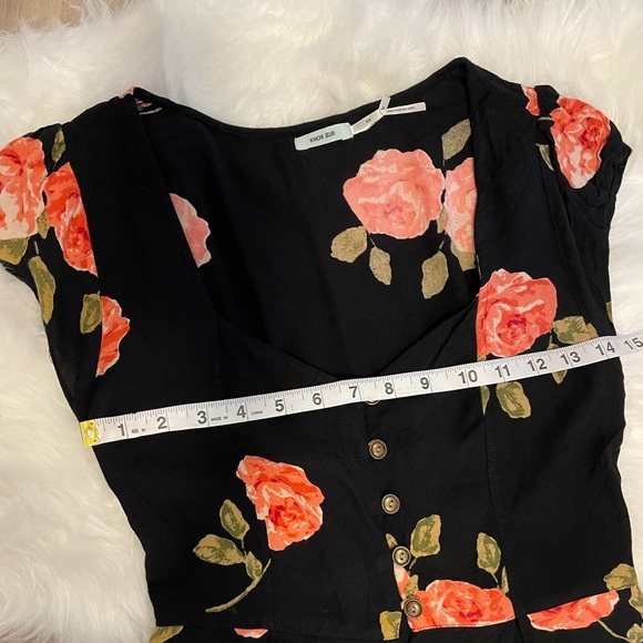 Urban Outfitters Floral Romper - Picture 11 of 14